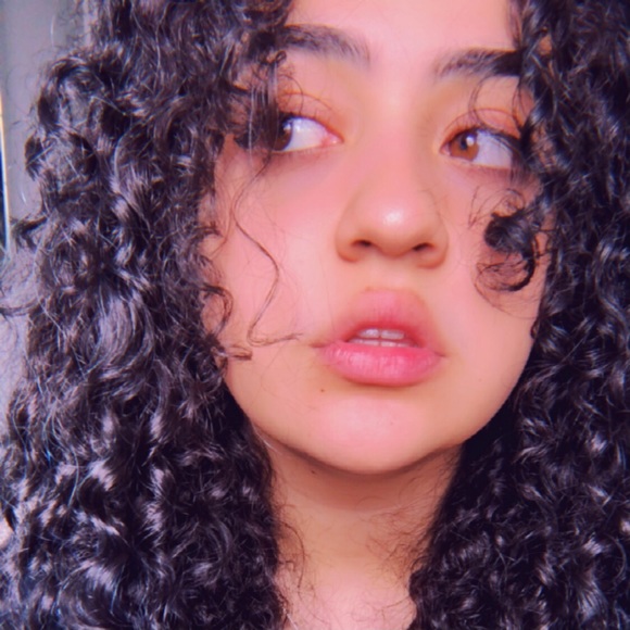 Meet your Posher, Maral - Picture 2 of 2